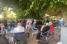 عدالة يعقد سلسلة اجتماعات توعوية لعاملات وعمال الزراعة