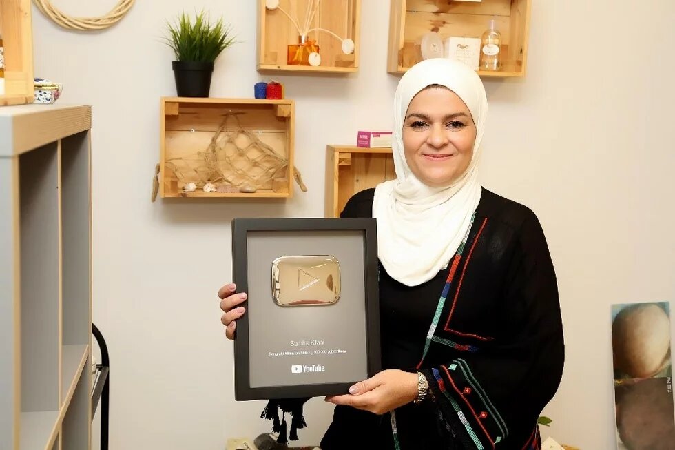 From Chemistry To Nature: A Jordanian Woman Creates 2000 Eco-friendly Recipes